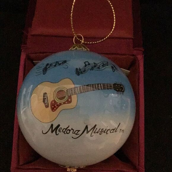 Ornament Vintage handpainted, Madora music ornament from ZHENZHUIC - Picture 3 of 6